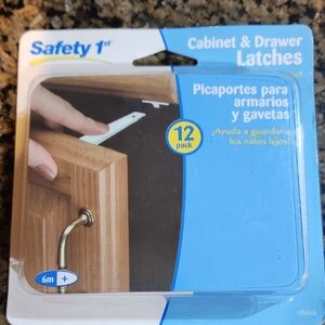 Cabinet & Drawer Latches - White